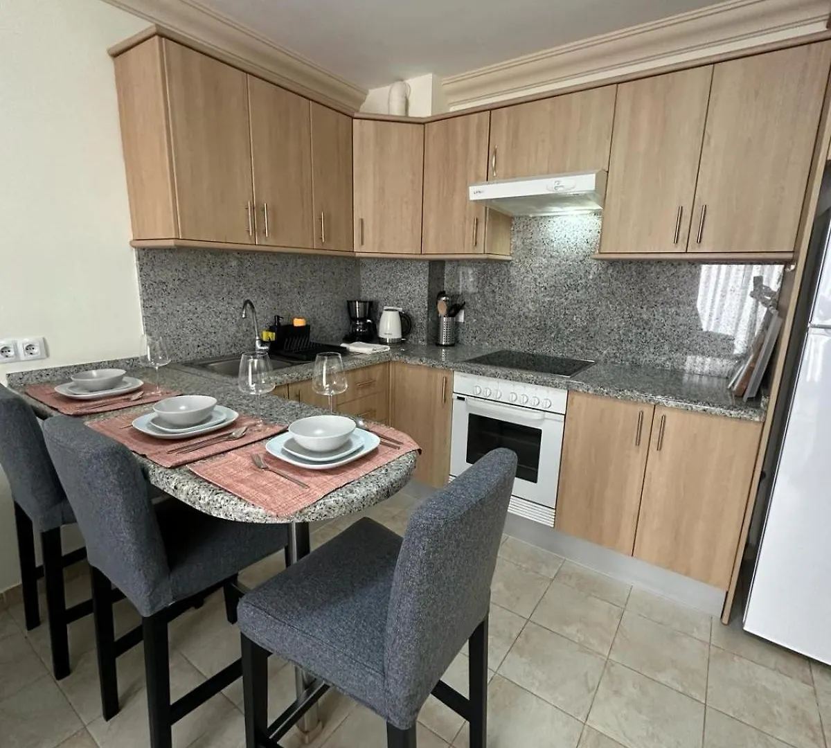 דירות סן איסידרו Casa Adriana